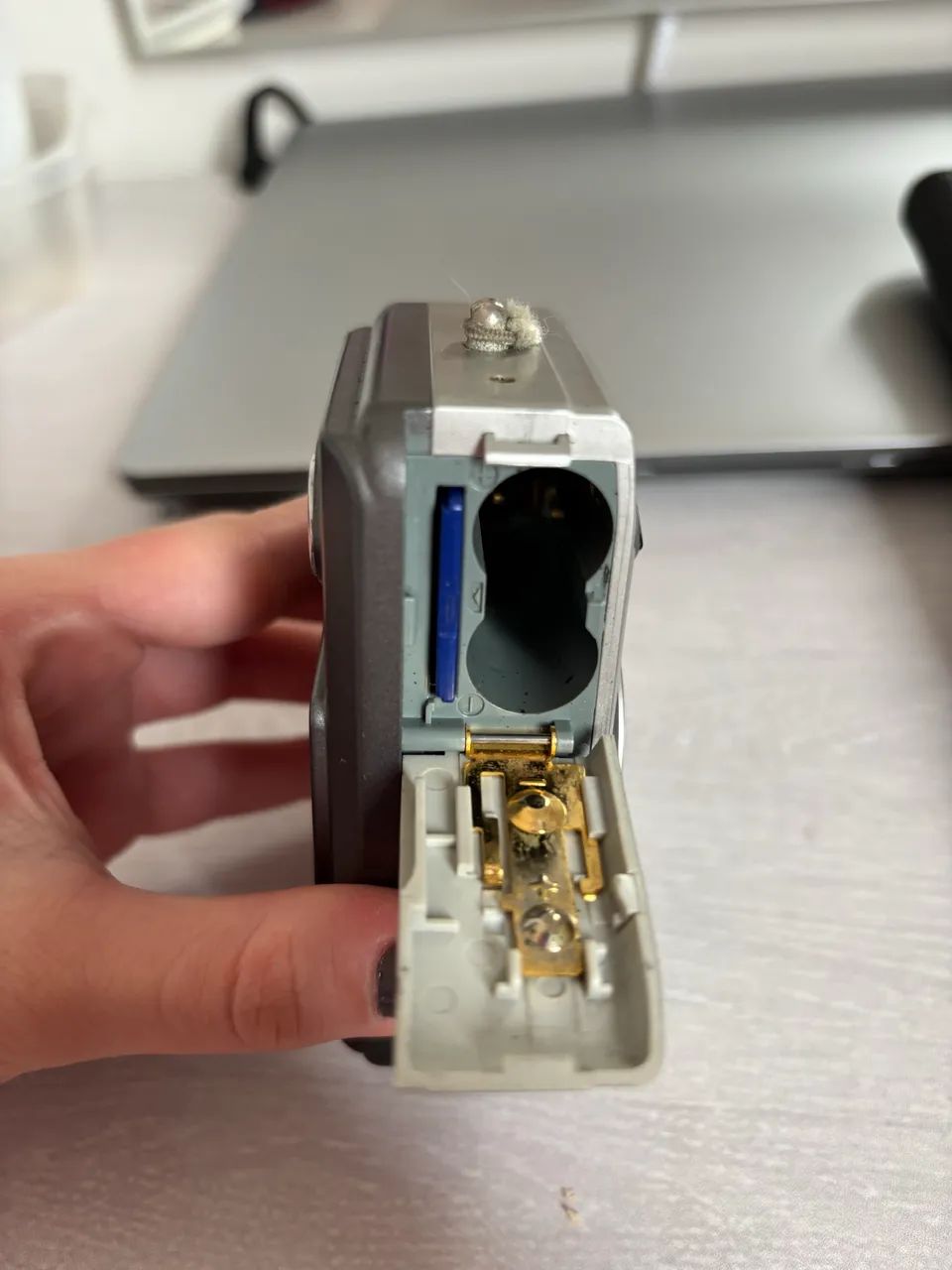 Câmera digital funcionando 64318752238850123