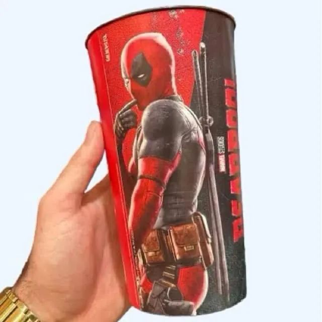 Copo ecológico Deadpool e Wolverine 550 ML - Foto 3