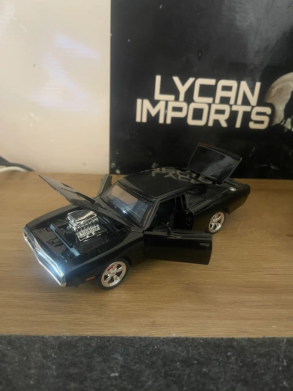 Carrinho em miniatura Dodge charger Toreto - Foto 5