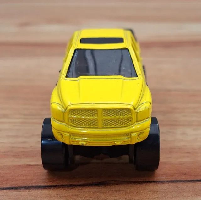 Hot Wheels Dodge Ram 1500 - Team: Hot Trucks Series 2008 (Loose) - Foto 2