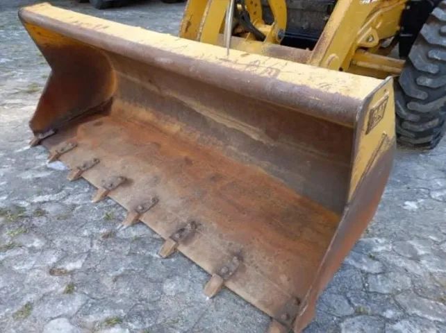 Retroescavadeira Caterpillar 416 2017 - Foto 6