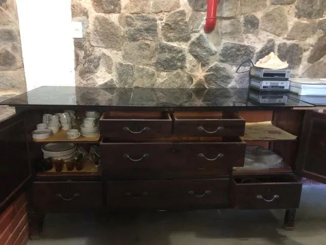 Buffet madeira antigo