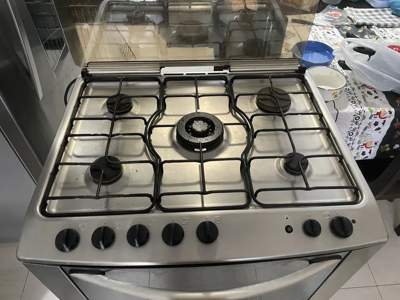 Fogão 5 bocas em bom estado de conservação  - Foto 3