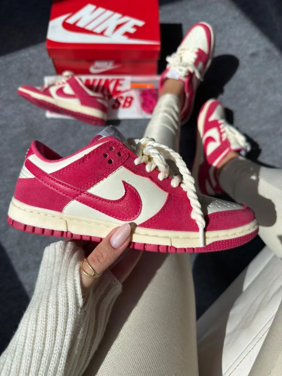 Nike Sb Dunk low Rosa/Creme Feminino
