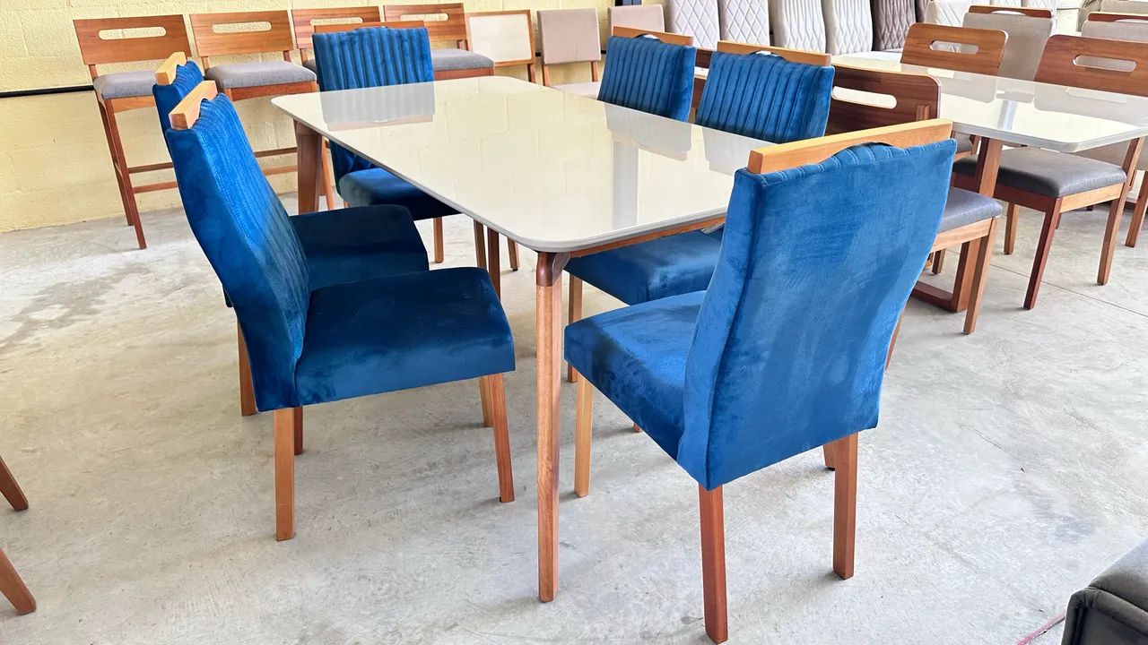 Mesa de Jantar 180x90  Perna de Aranha Com 6 Cadeiraa 