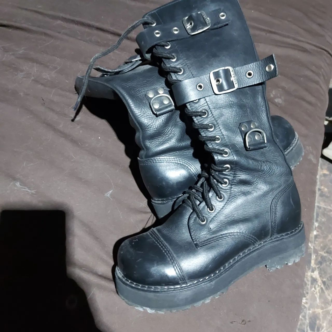 Coturno/ Bota Vilela n° 36 alto com cadarço, fivela e ziper