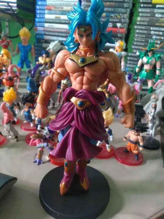Boneco Dragon Ball Z Broly