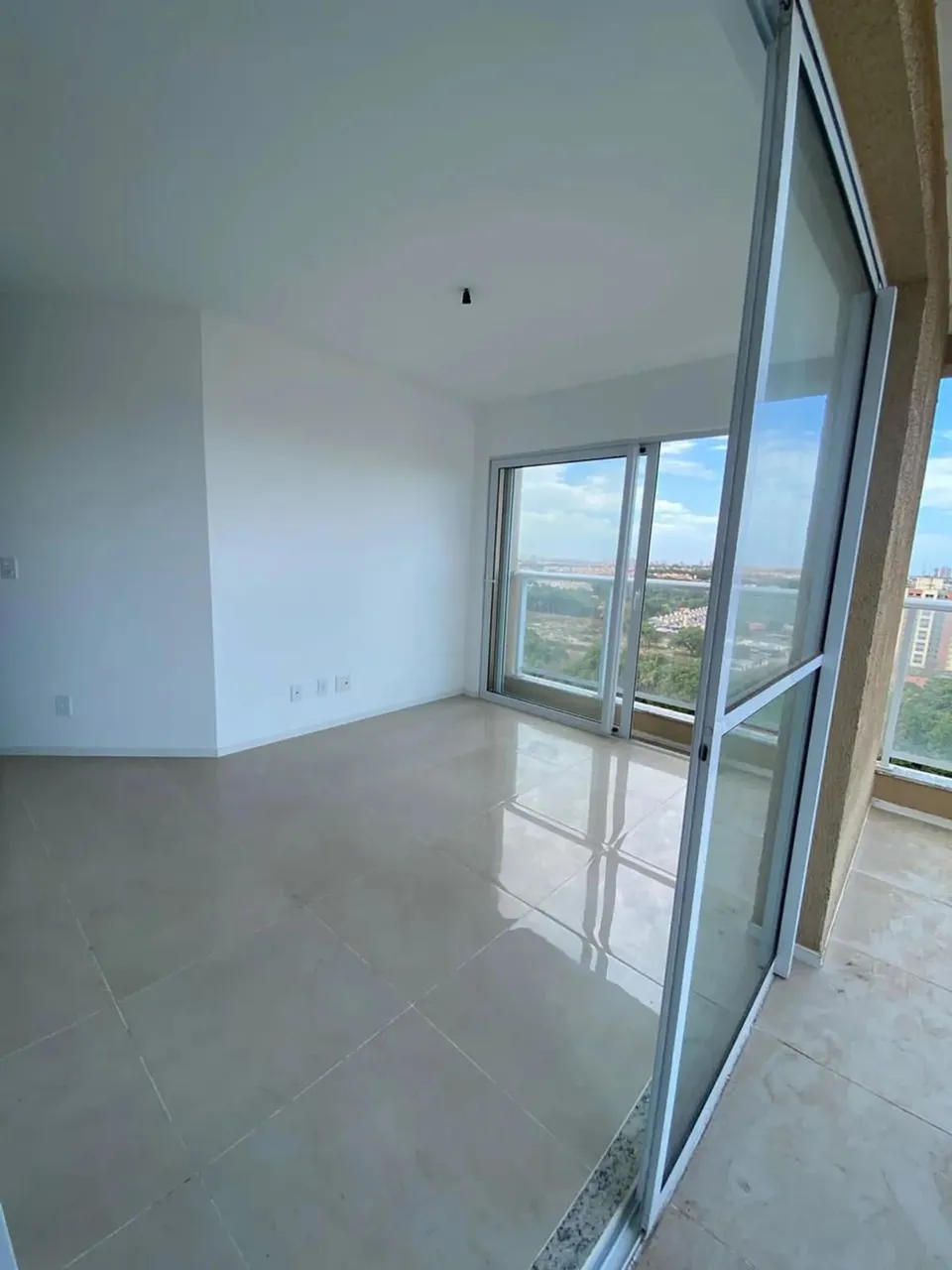 MOOVE RESIDENCE - 3 QUARTOS
