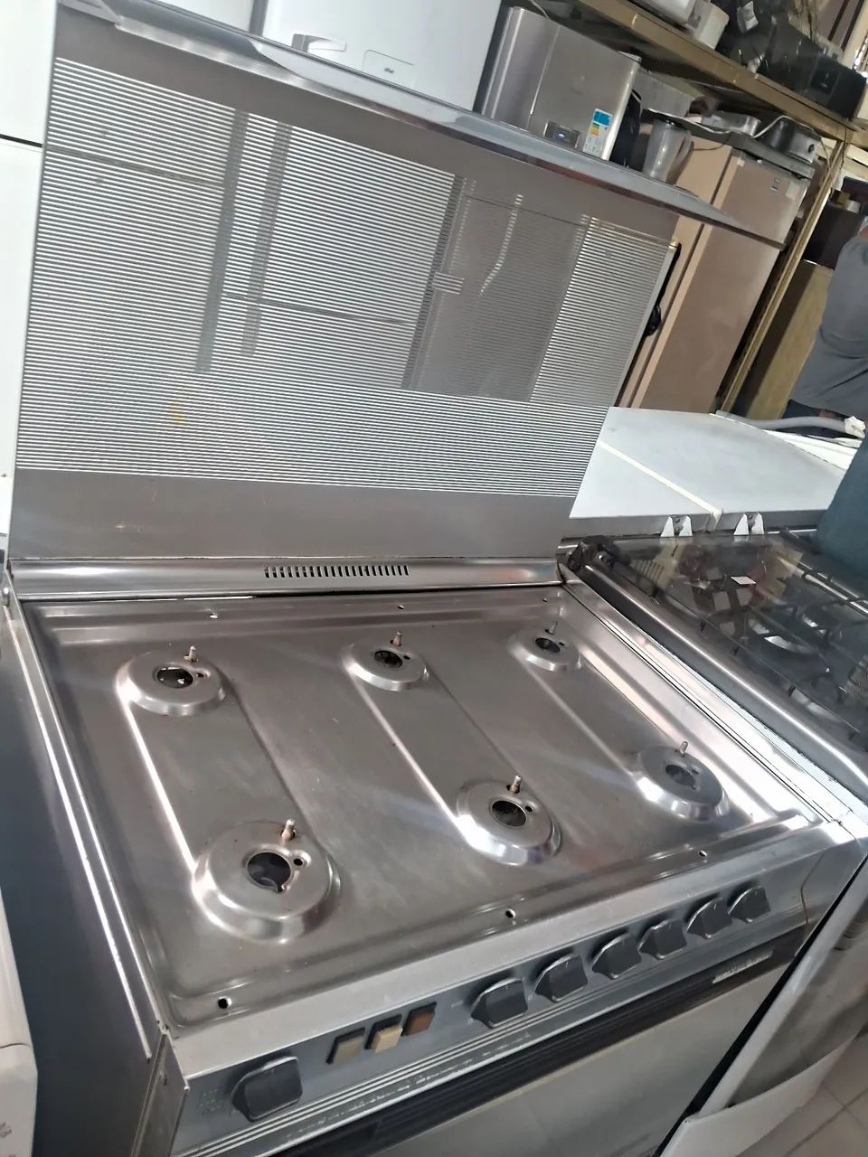 FOGÃO MODELO ANTIGO - Foto 3