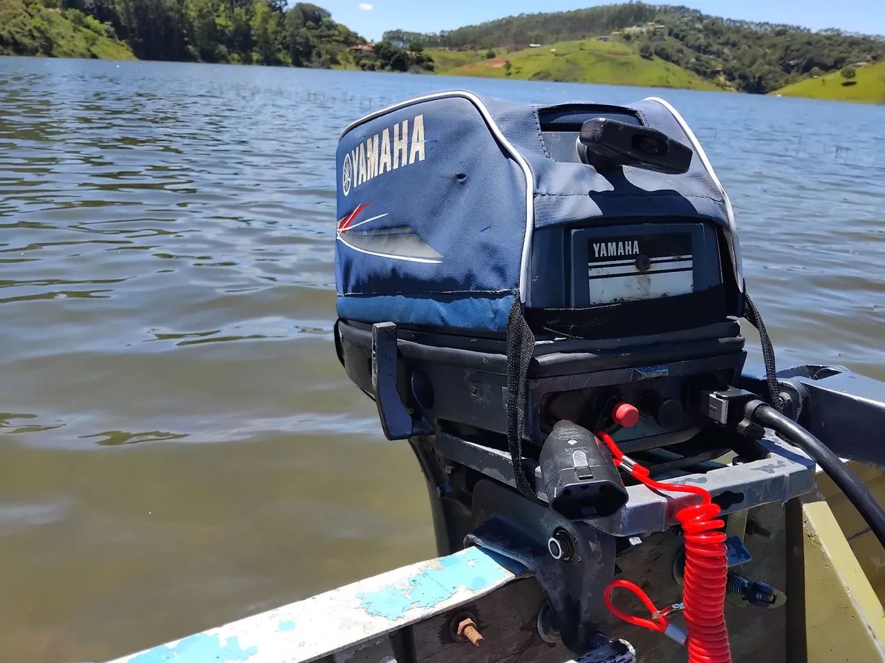 Motor de popa Yamaha 15 HP  - Foto 2