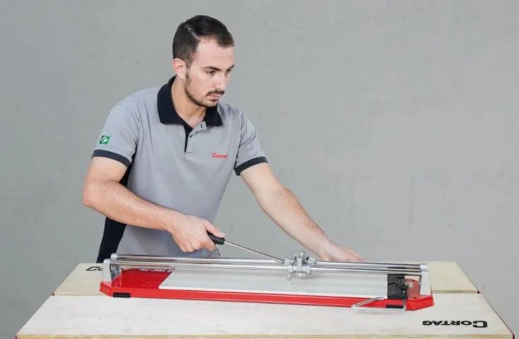 CORTADOR DE PISO E PORCELANATO CORTAG 75CM TEC-75