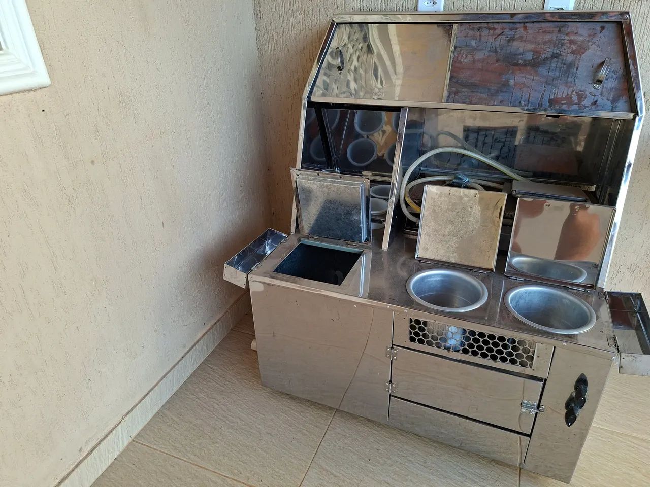 Equipamento para cachorro quente e sanduíches 