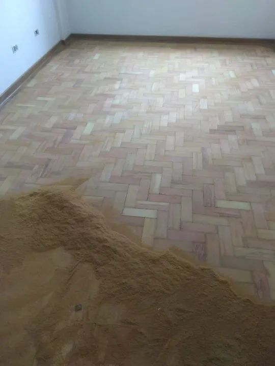 Raspador de pisos de madeira 