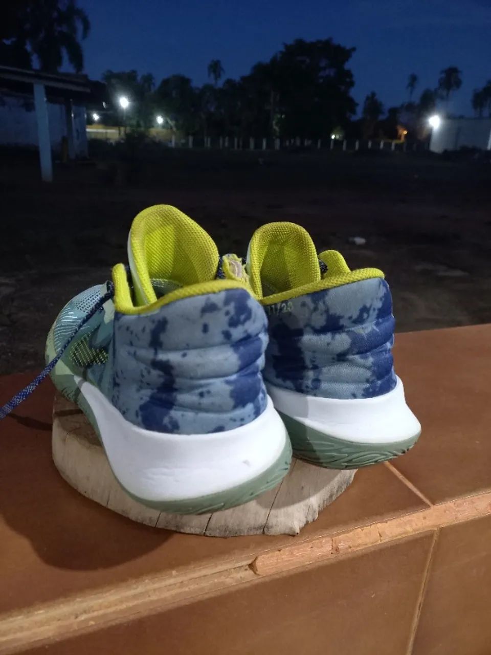 Tênis Nike Kyrie Flytrap 5 Ocean Cube n.41 (Cidade Inhumas) - Foto 2