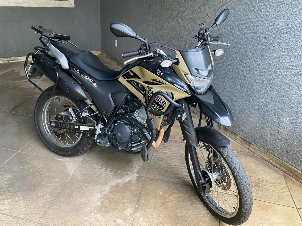 Lander 250 ano 2022 com 16.000 km  - Foto 3