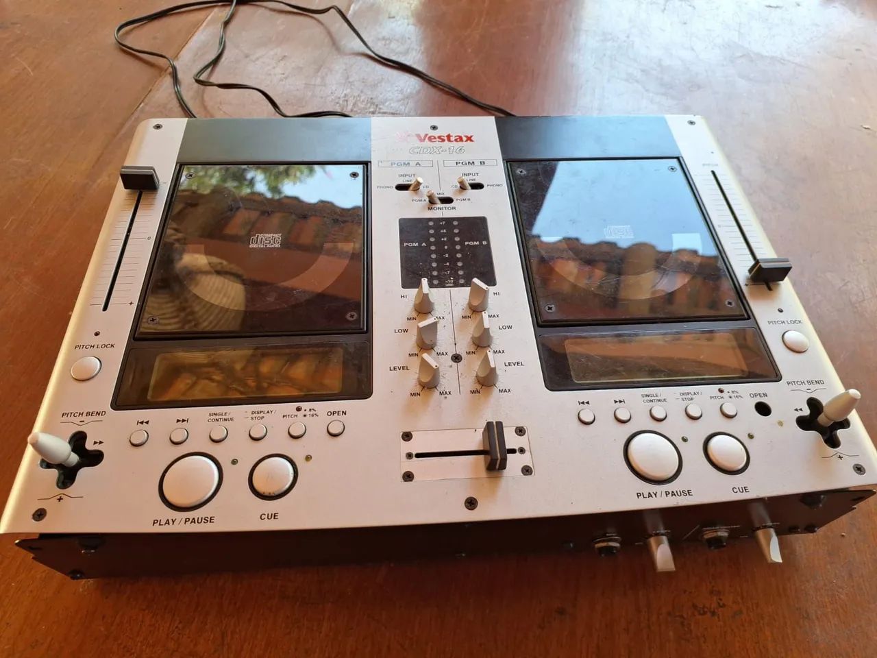 Vestax CDX-16 デュアルCDプレーヤー 音出し確認 Vestax CDX-16 デュアルCDプレーヤー 音出し確認