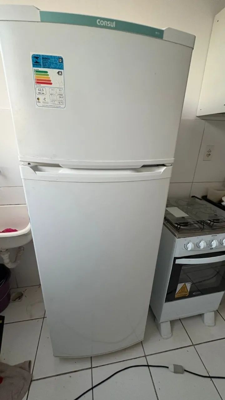 Geladeira Consul 340 litros conservadíssima 