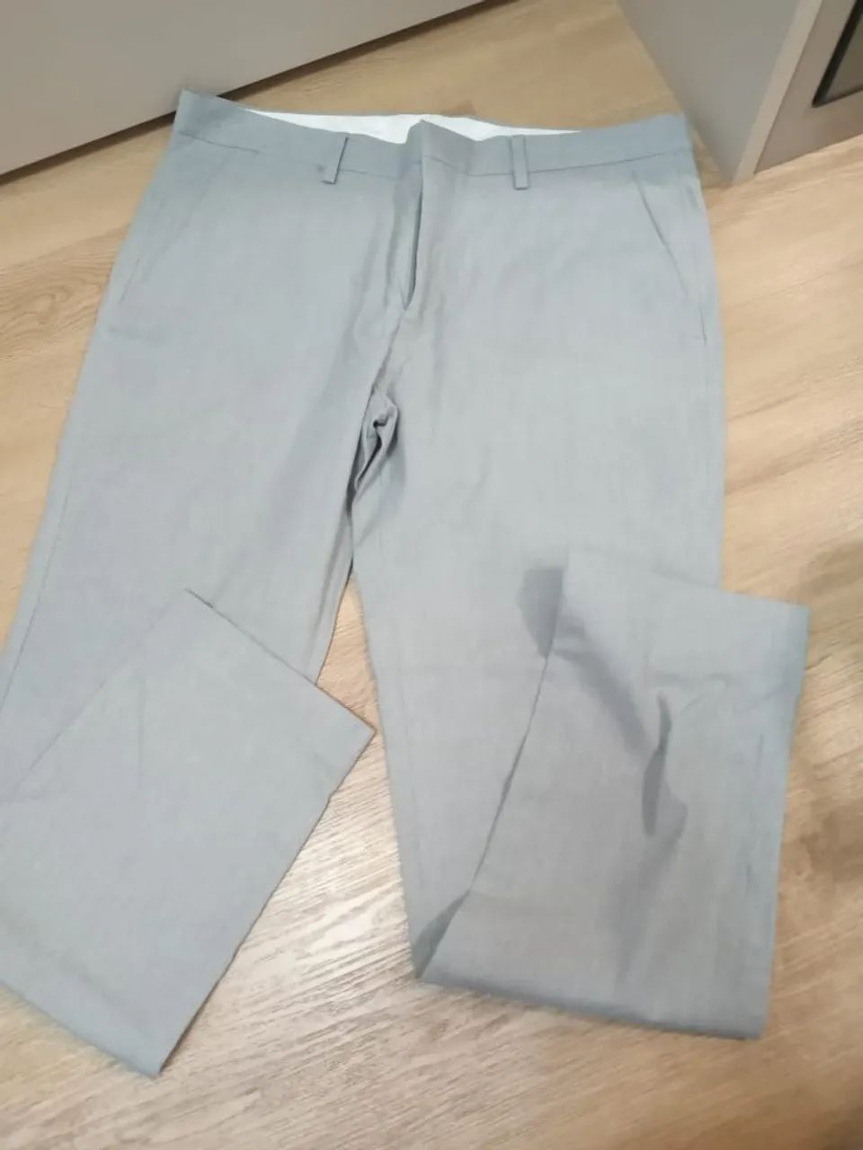 Calça social cinza clara