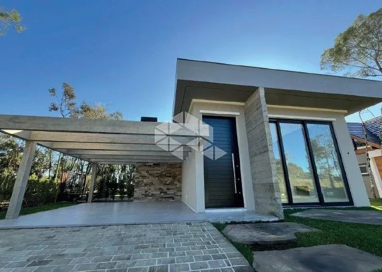 Casa com 3 suítes, 200 m2 privativos, no Loteamento Terras Altas em Gramado