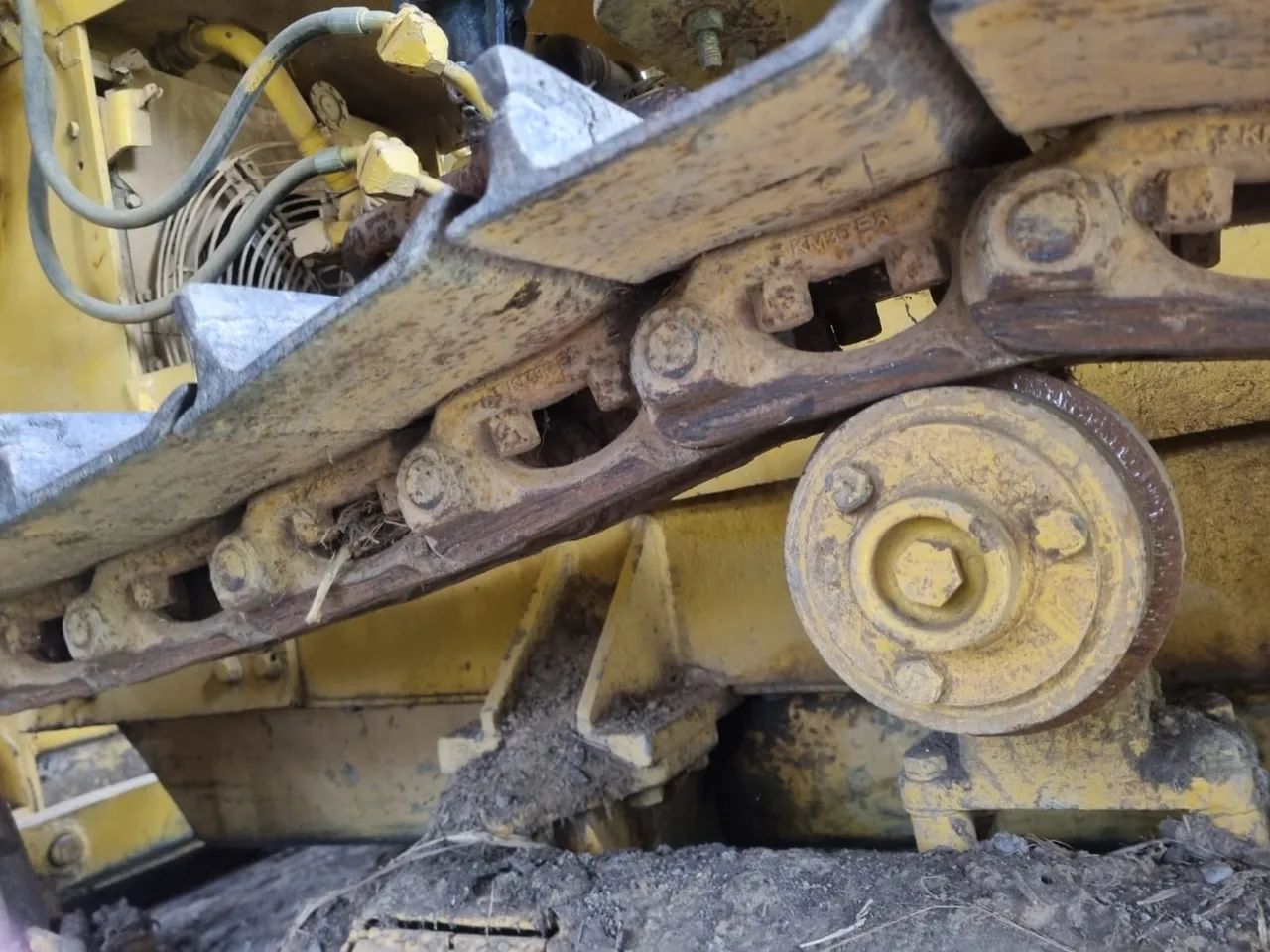 Trator Komatsu - Excelente oportunidade - Foto 2