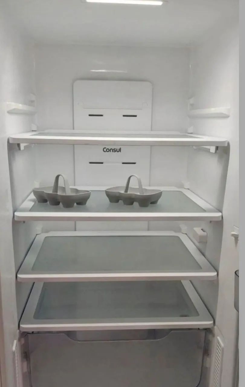 Geladeira inversa  fross free consul - Foto 3
