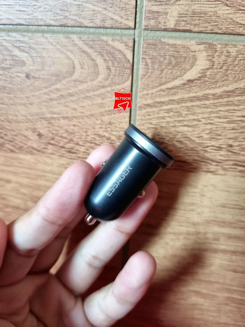 Carregador Veicular Essager 30w Carregamento Rápido - Duas entradas 