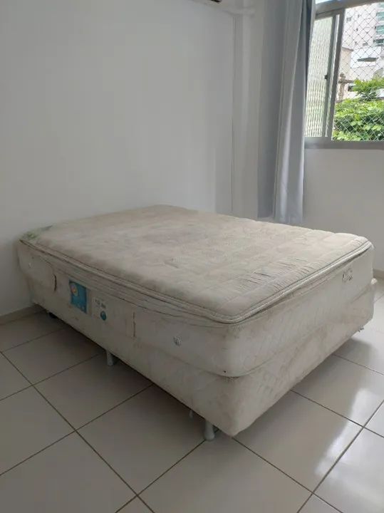 Cama box casal.