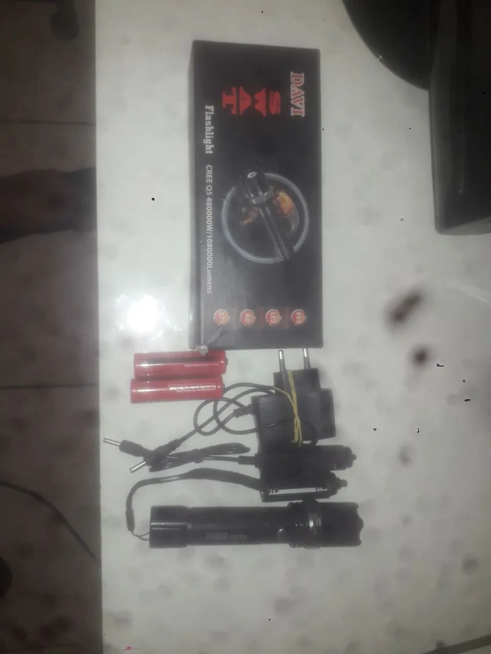 Lanterna Tática LED Cree Q5 480000W. Com defeito - Foto 4
