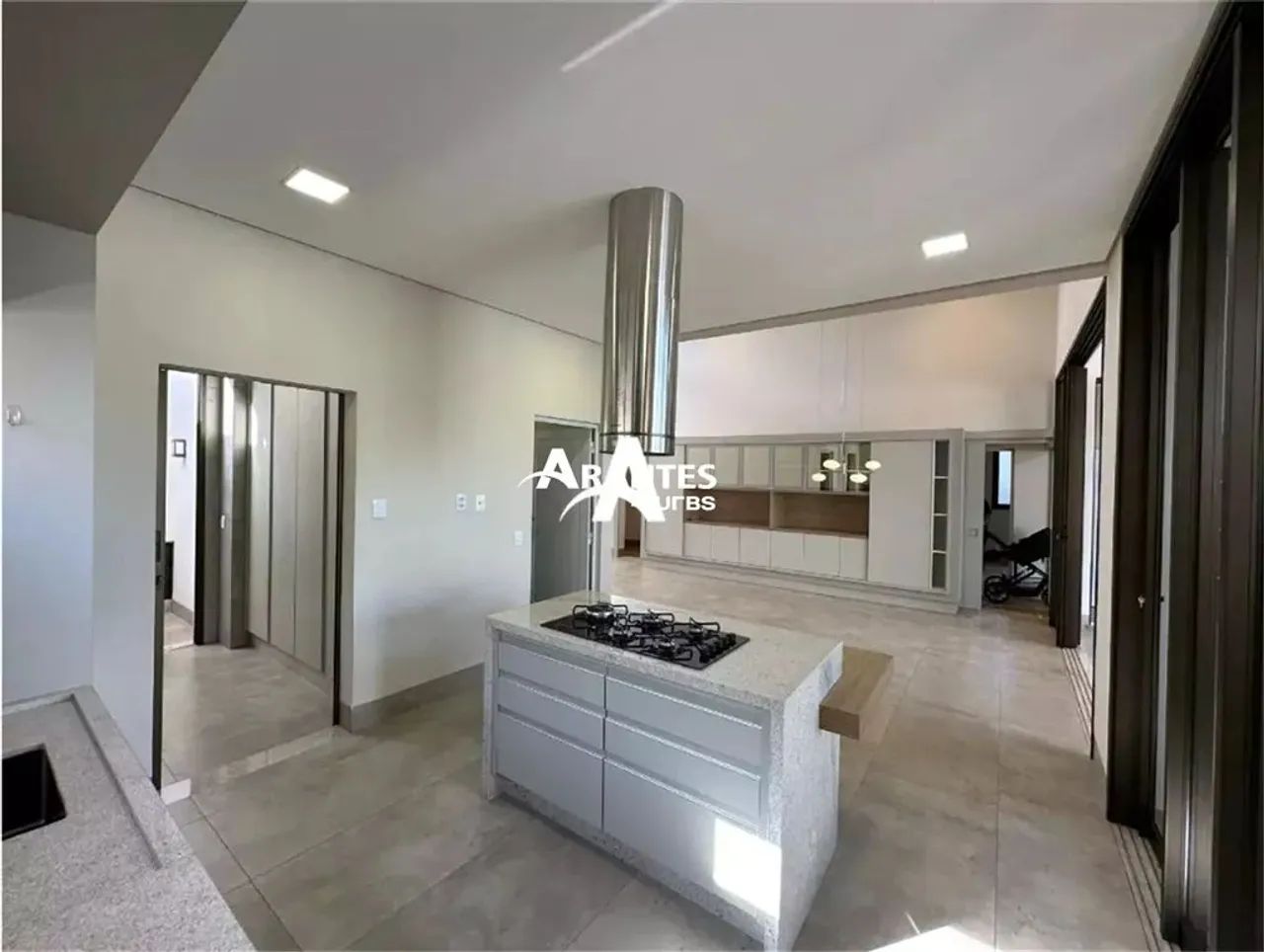 Casa em Condomínio com 274,7m² à venda no Golden Village - Foto 3