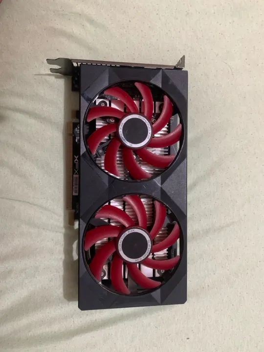 Placa de video RX 560 com 4gb vram.