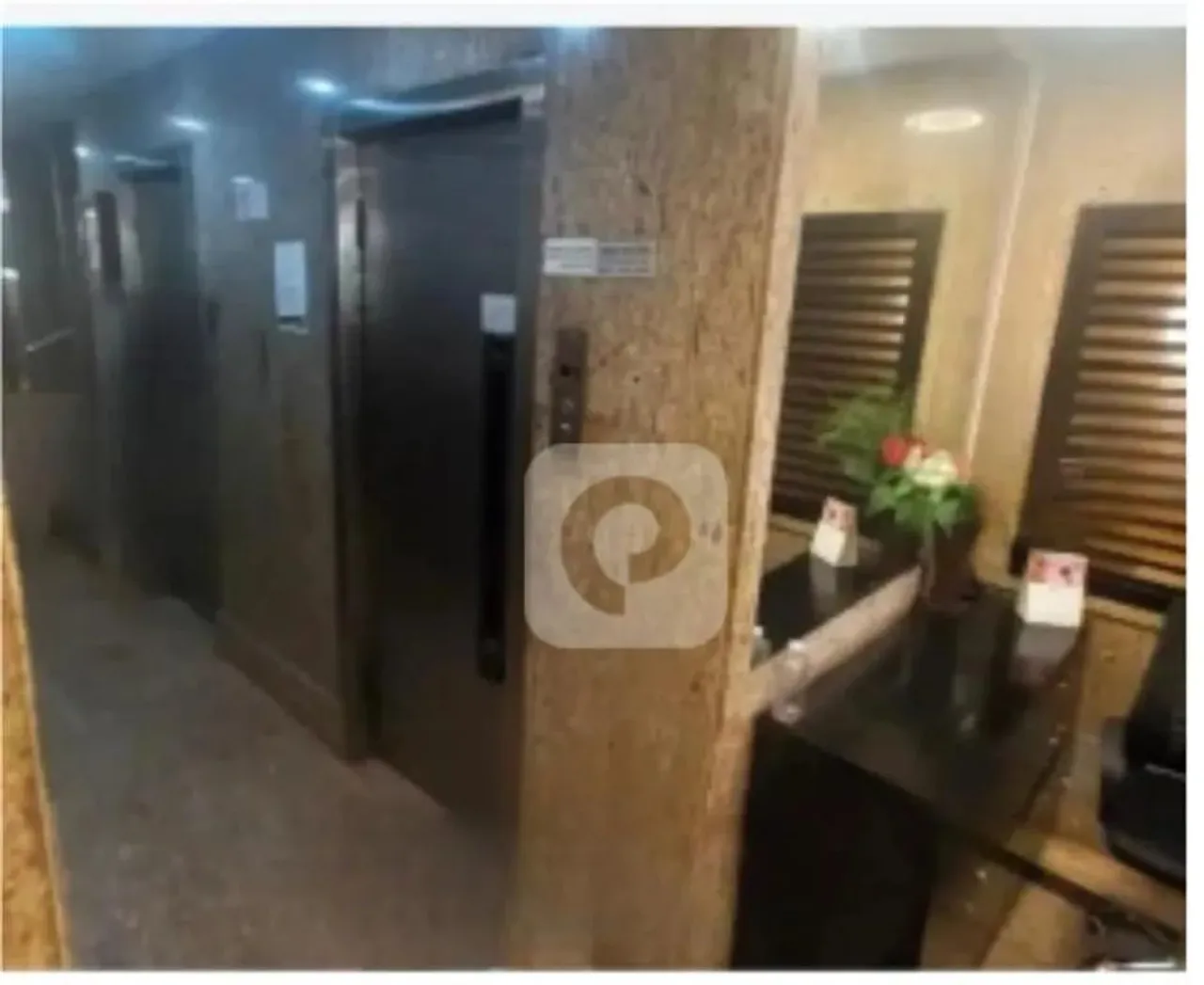 VENDO QUARTO E SALA COM SUITE EM IPANEMA ÓTIMA LOCALIZAÇÃO