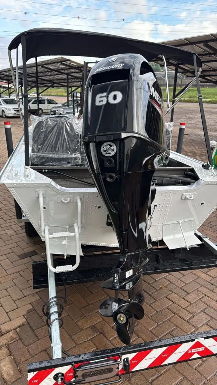 Lancha Fluvimar Comanche 6000  - Foto 4