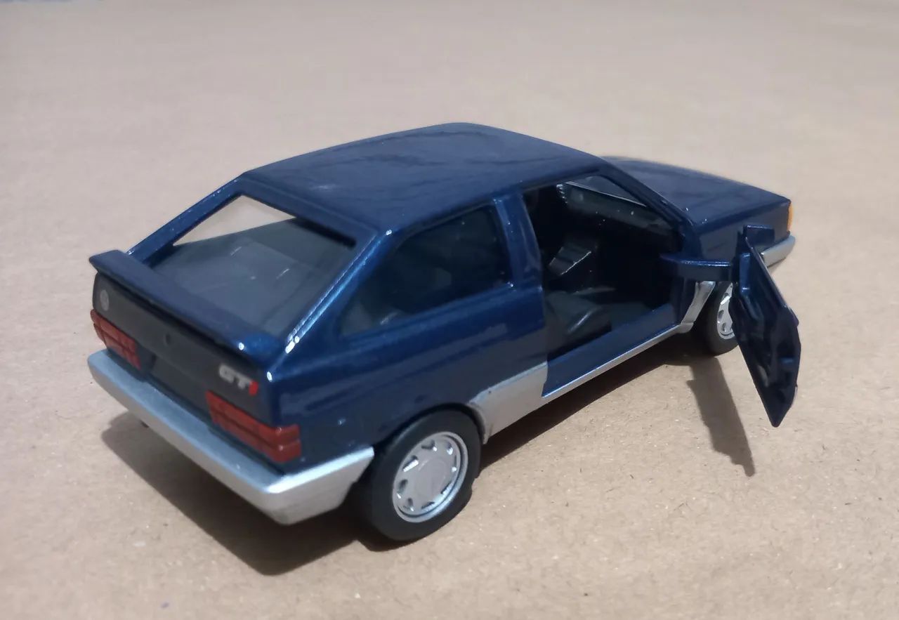 Miniatura VW Gol GTI     1/43 - Foto 3
