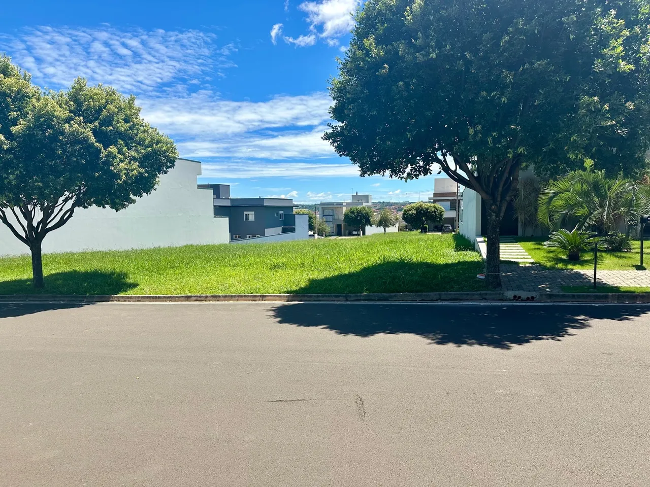 Terreno condomínio Damha Limeira