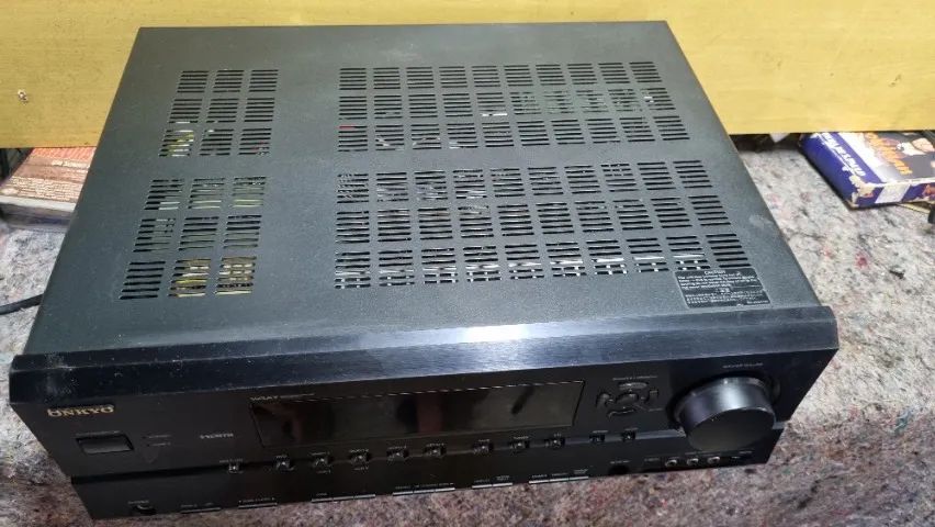 Receiver  Onkyo TX SR604 de 7.1 canais  com defeito sem controle remoto  - Foto 5