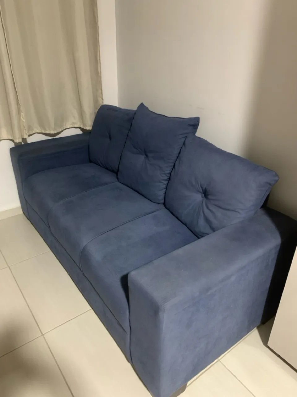 Sofá Azul Confortável para Sala - 3 lugares