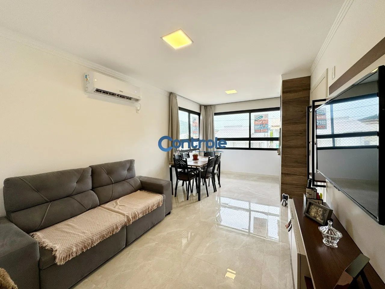 Apartamento com 3 dormitórios à 75m do mar - Praia de Fora - Foto 2