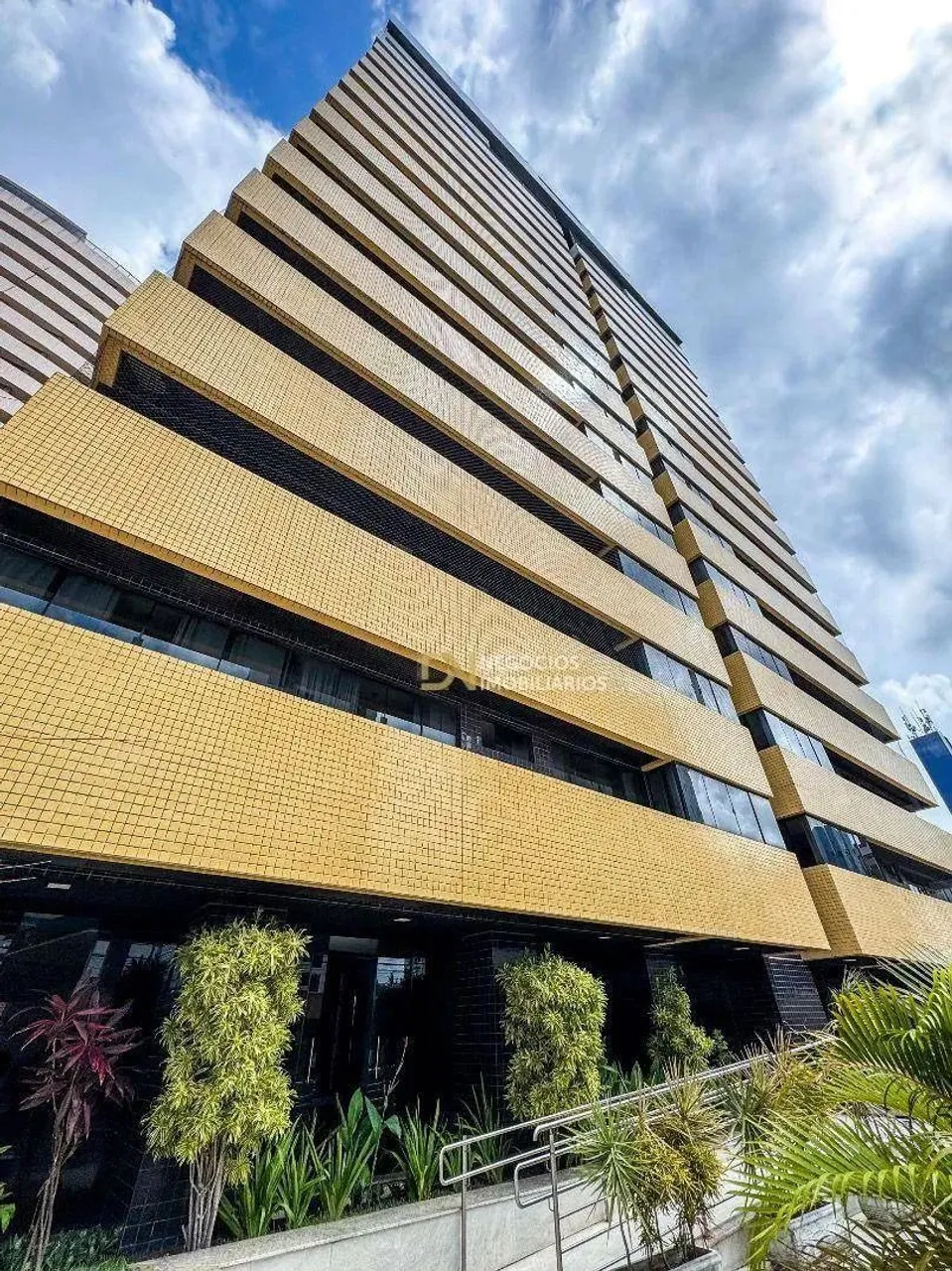 Apartamento com 3 dormitórios à venda, 176 m² por R$ 850.000,00 - Tirol - Natal/RN