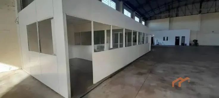 BARRACÃO + DOCA 900m². - Foto 4