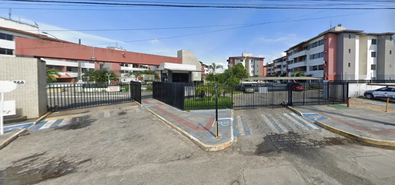 Apartamento para Alugar no Condomínio Barra Club I na Barra dos Coqueiros