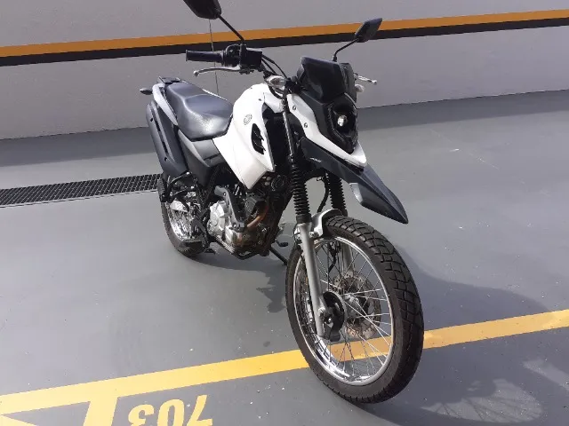XTZ CROSSER Z 150cc 23/23 7.800 km excelente estado preço imperdível