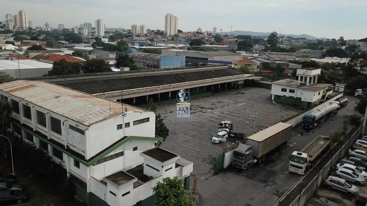Galpão para Locação e Venda no Parque Novo Mundo