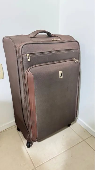 Mala grande de Viagem London Fog 23kg novíssima  - Foto 2