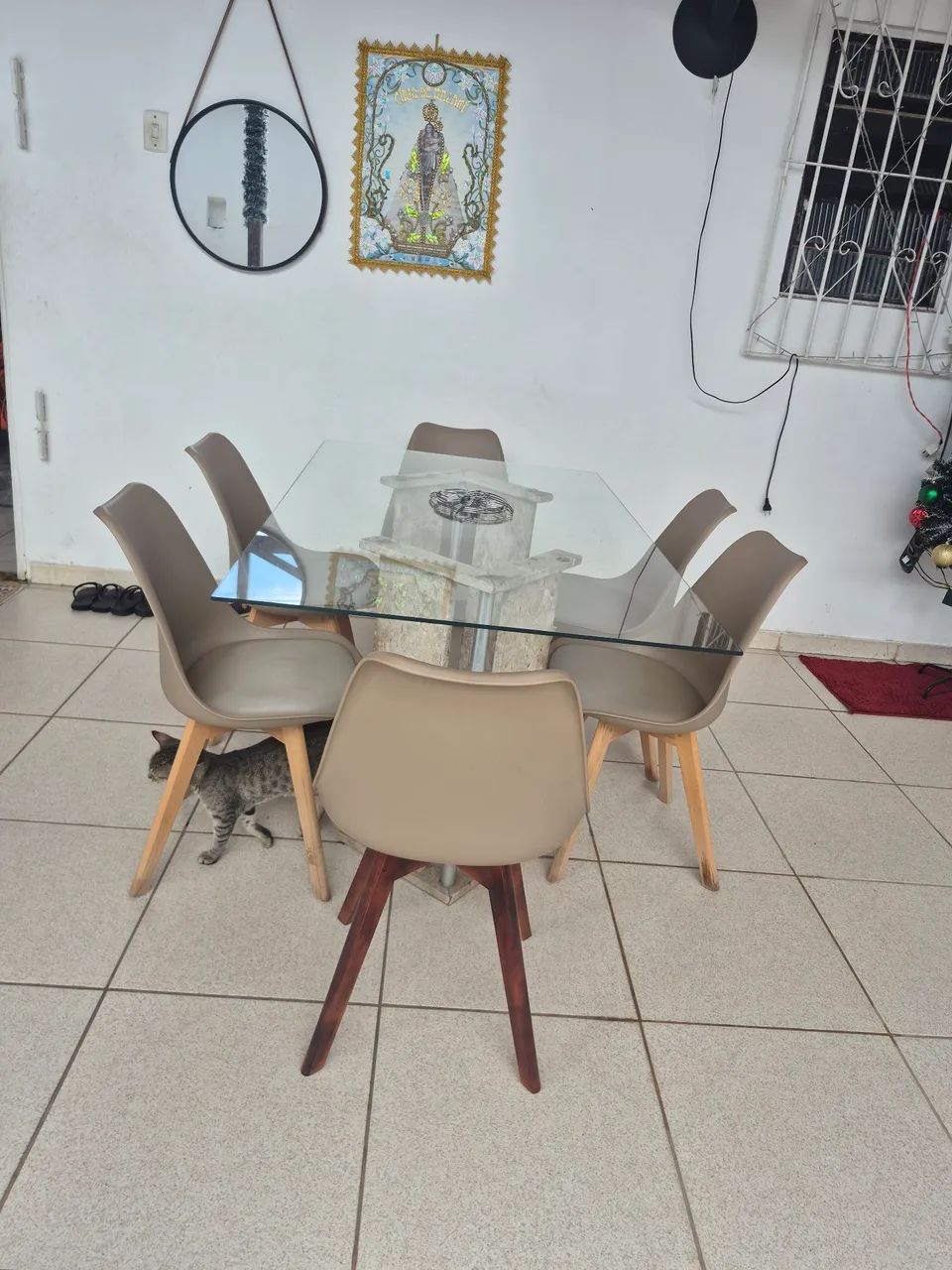 Mesa 6 cadeiras, pé de mármore!! - Foto 2