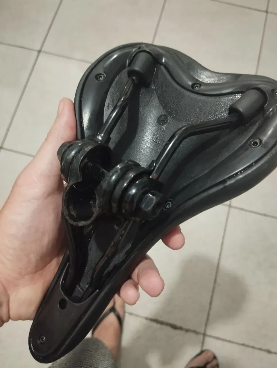 Selim de Bicicleta Preto - Foto 3