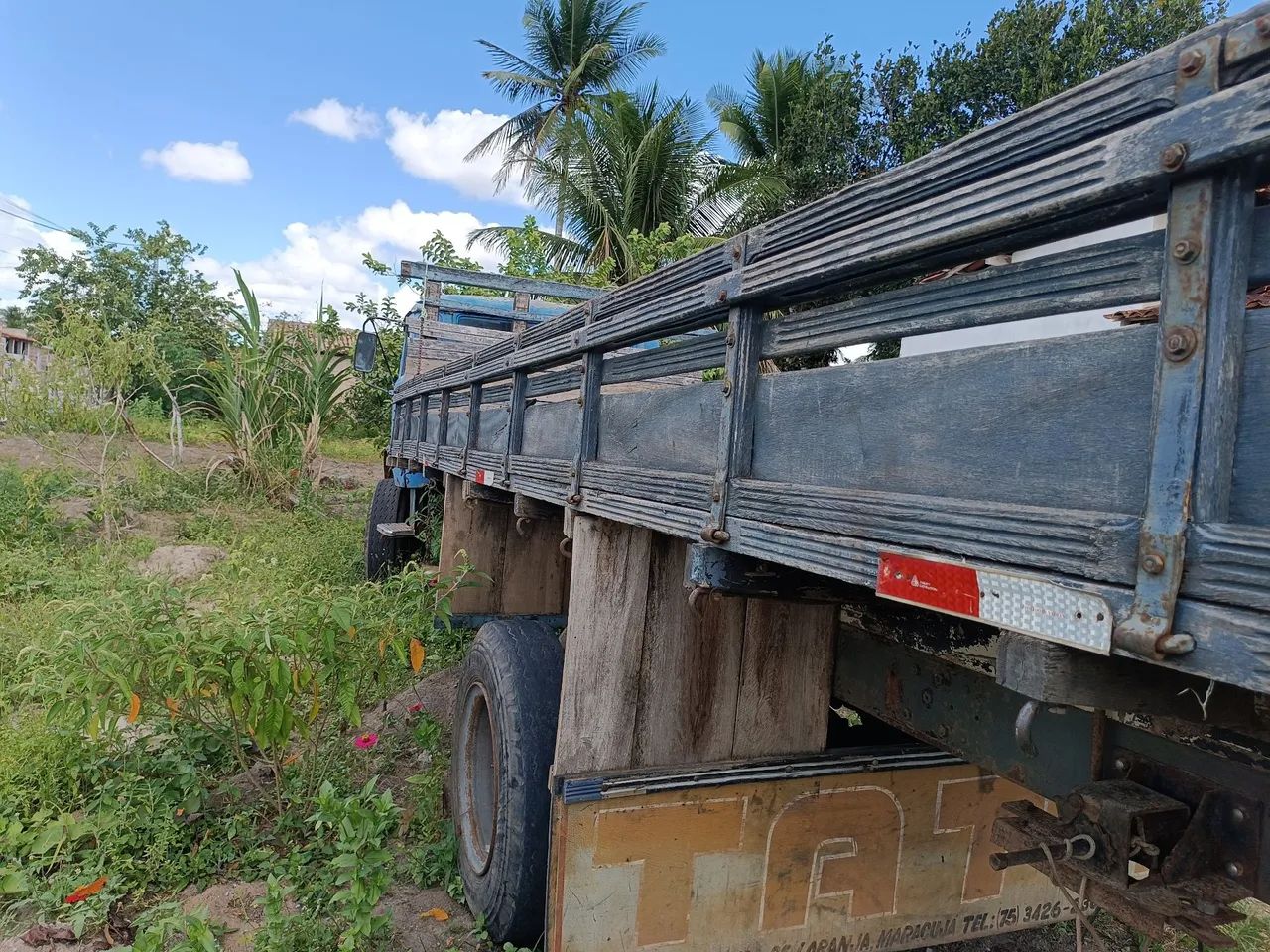 Caminhão toco vendo ou troco. - Foto 4