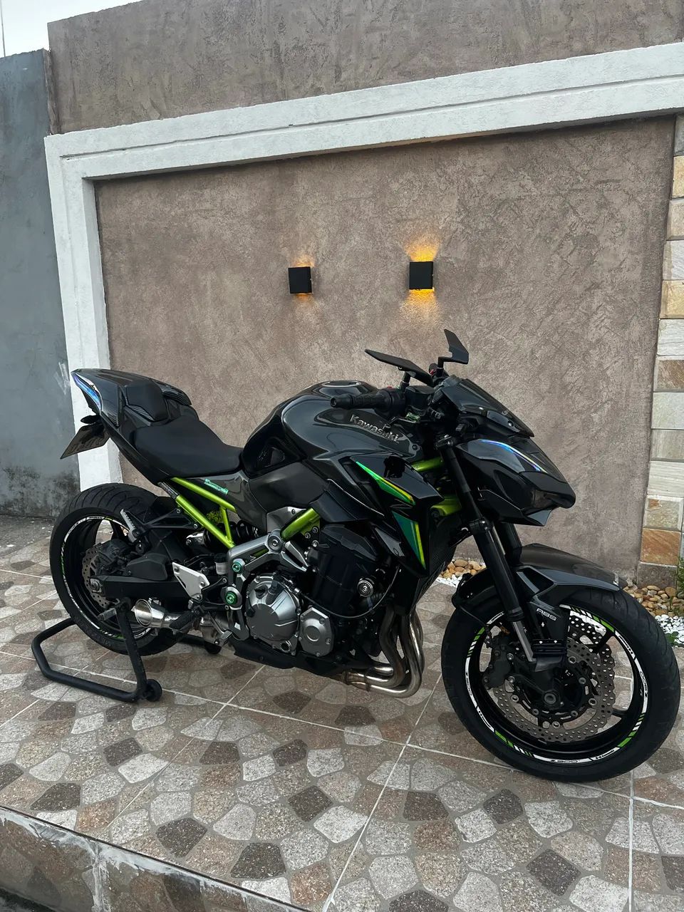 Kawasaki Z900 - Foto 2