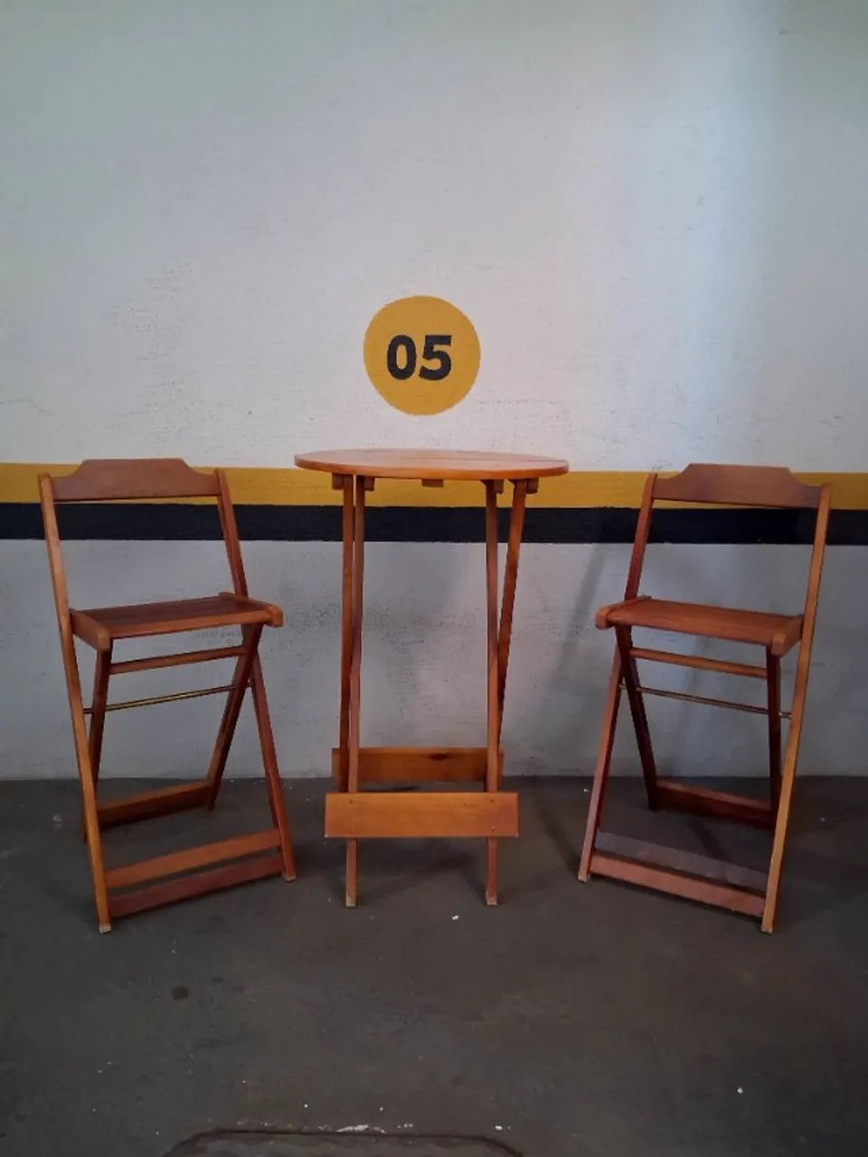 Bistrô com 2 cadeiras