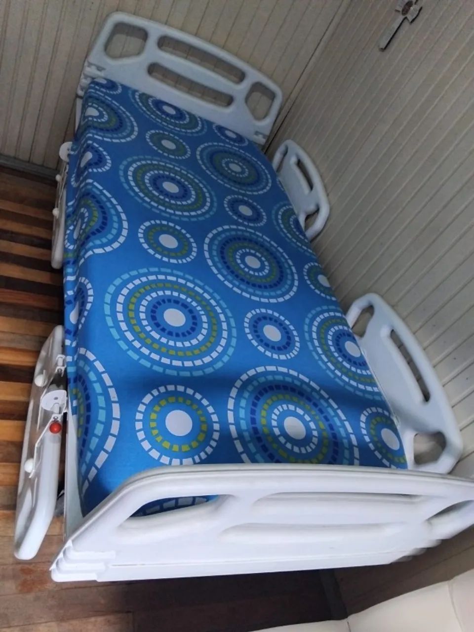Cama Hospitalar Mod. 1033S