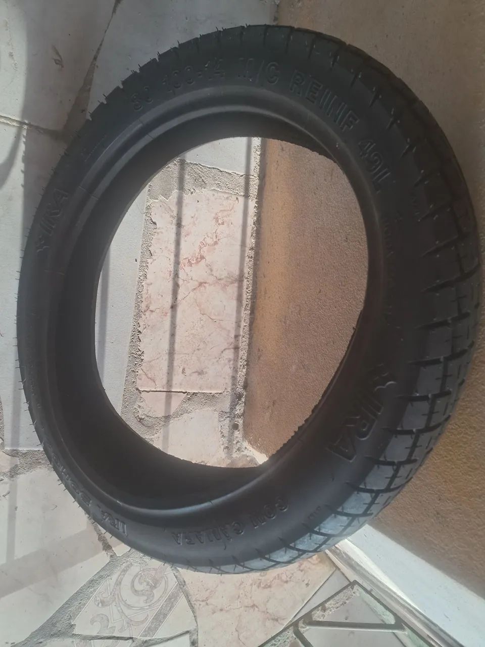 Pneu traseiro 